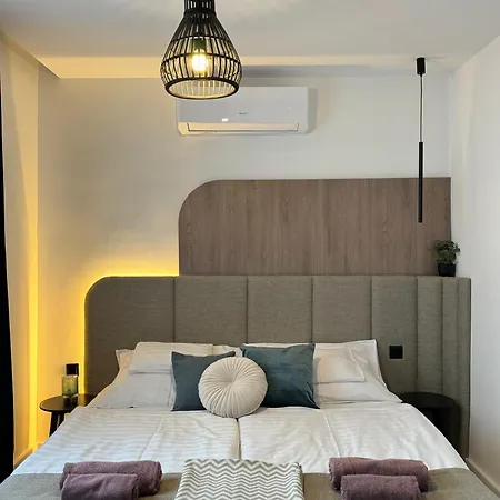 Apartment Naluri Ii *