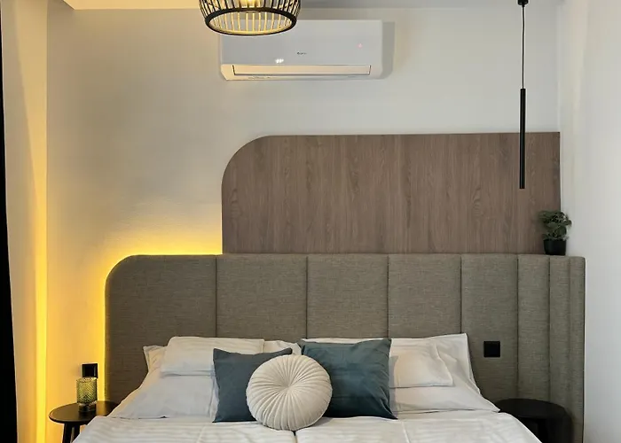 Apartment Naluri Ii *